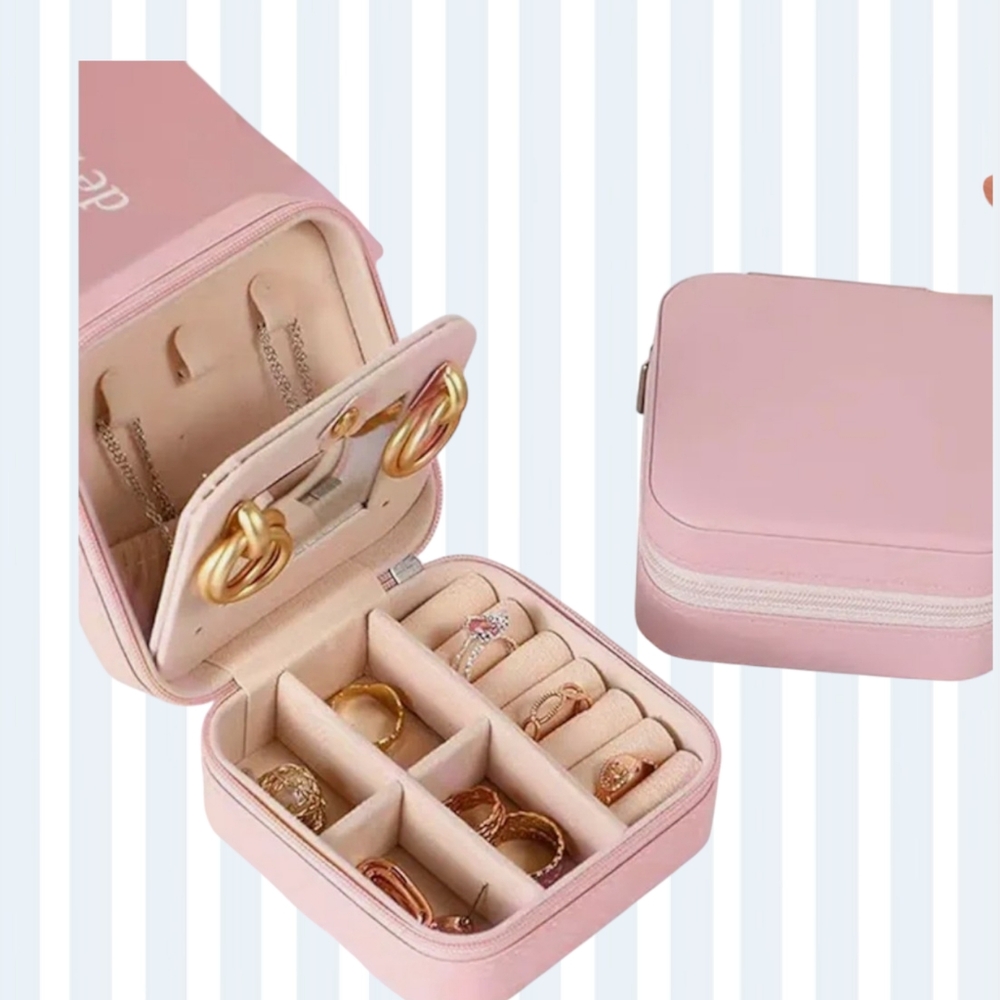 Travel Jewelry Box with Mirror; Pink 🩷